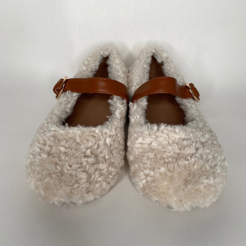 BUFFY MILK/CAMEL GIRL’S SHOES new (no box, no tags)